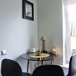 Апартаменты Jaworski Apart'S - Apartament Premium 40M2 - Self Check In 24H -Bezkontaktowo Sam Sie Meldujesz I Wymeldowujesz Przez 24H - Do Rynku 7Min!