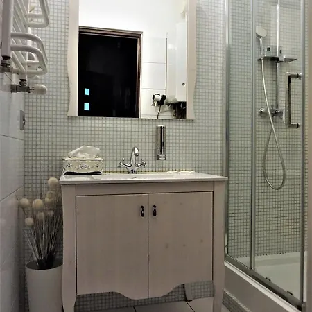 Apartament Jaworski Apart's - Premium 40m2 - Self Check In 24h Natychmiastowe -bezkontaktowe Samodzielne Zameldowanie Przez 24h - Do Rynku 7min!-fv *