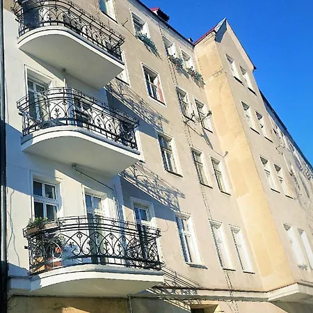 Jaworski Apart's - Premium 40m2 - Self Check In 24h Natychmiastowe -bezkontaktowe Samodzielne Zameldowanie Przez 24h - Do Rynku 7min!-fv